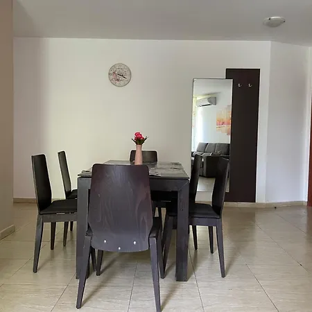 2-bedroom Apartment, Perfect For Families Slantschew brjag