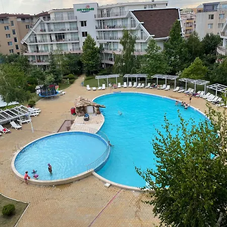 Apartment 2-bedroom Apartment, Perfect For Families Sunny Beach